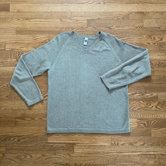 Gap men’s M 100% cotton beige V-neck sweater - Picture 1 of 7